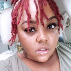 Meet your Posher, Kelli